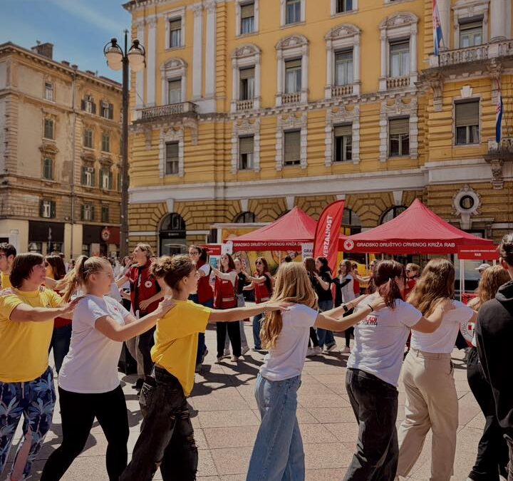 Obilježen Svjetski dan Crvenog križa i Crvenog polumjeseca na Jadranskom trgu